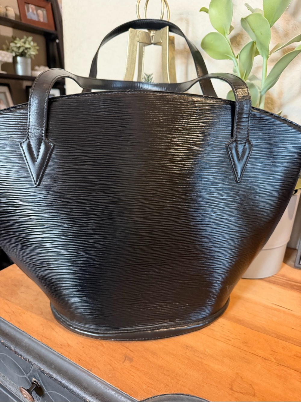 Authentic Louis Vuitton St. Jacques MM tote